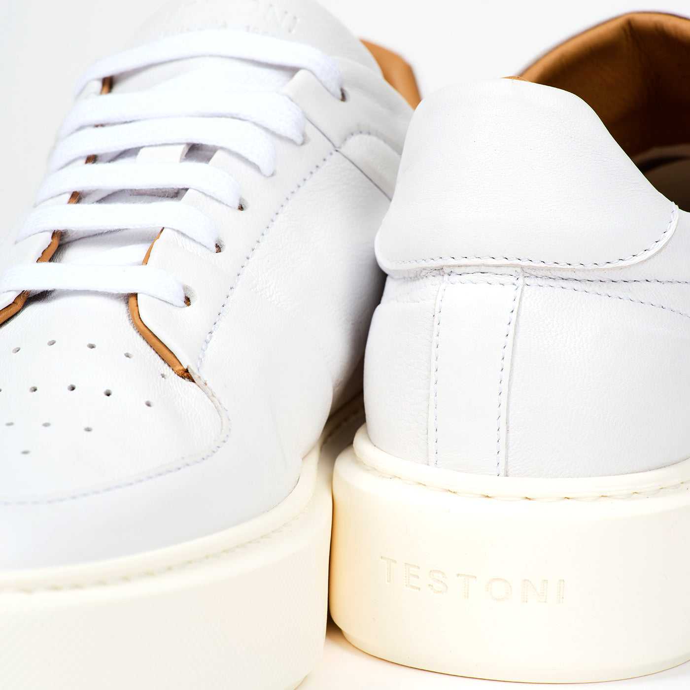 JEANNE LEATHER SNEAKER